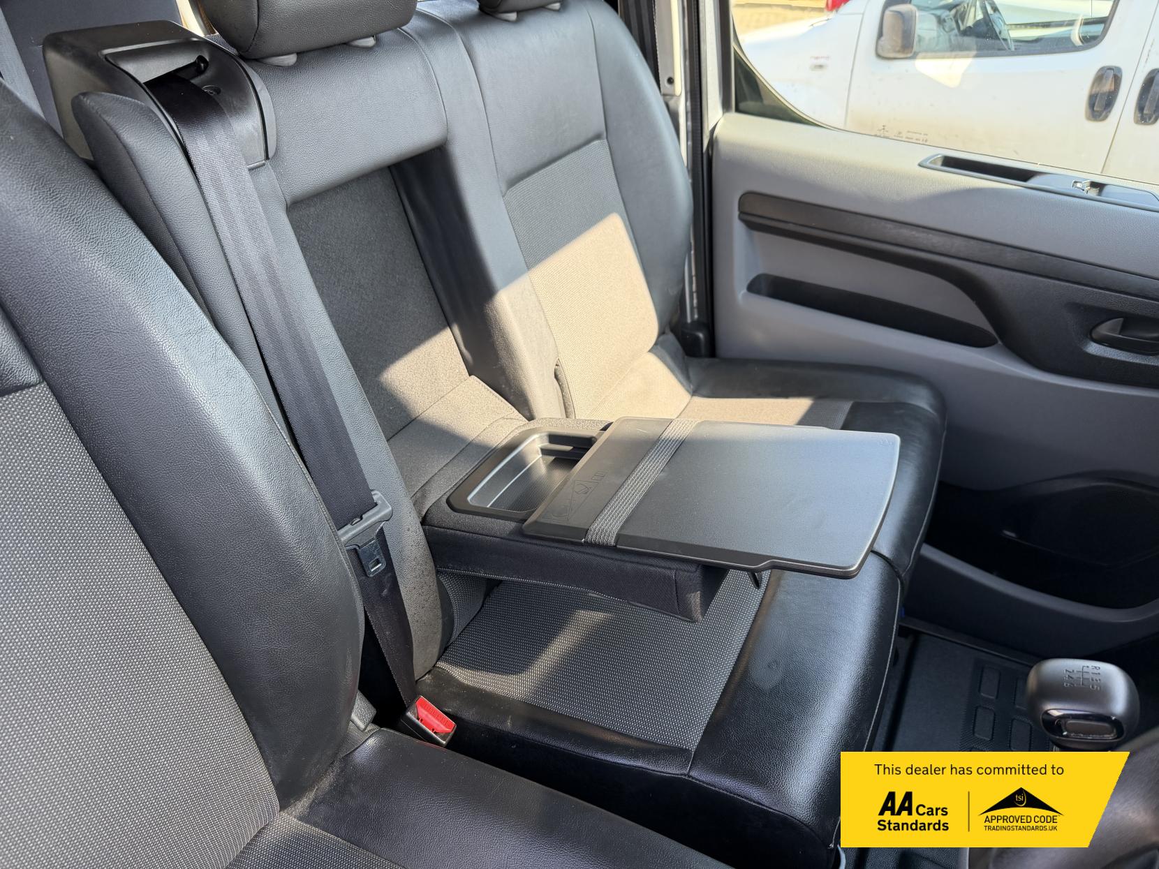 Peugeot Expert 1.5 BlueHDi Compact Combi Van Double Cab 5dr Diesel Manual SWB Euro 6 (s/s) (100 ps)