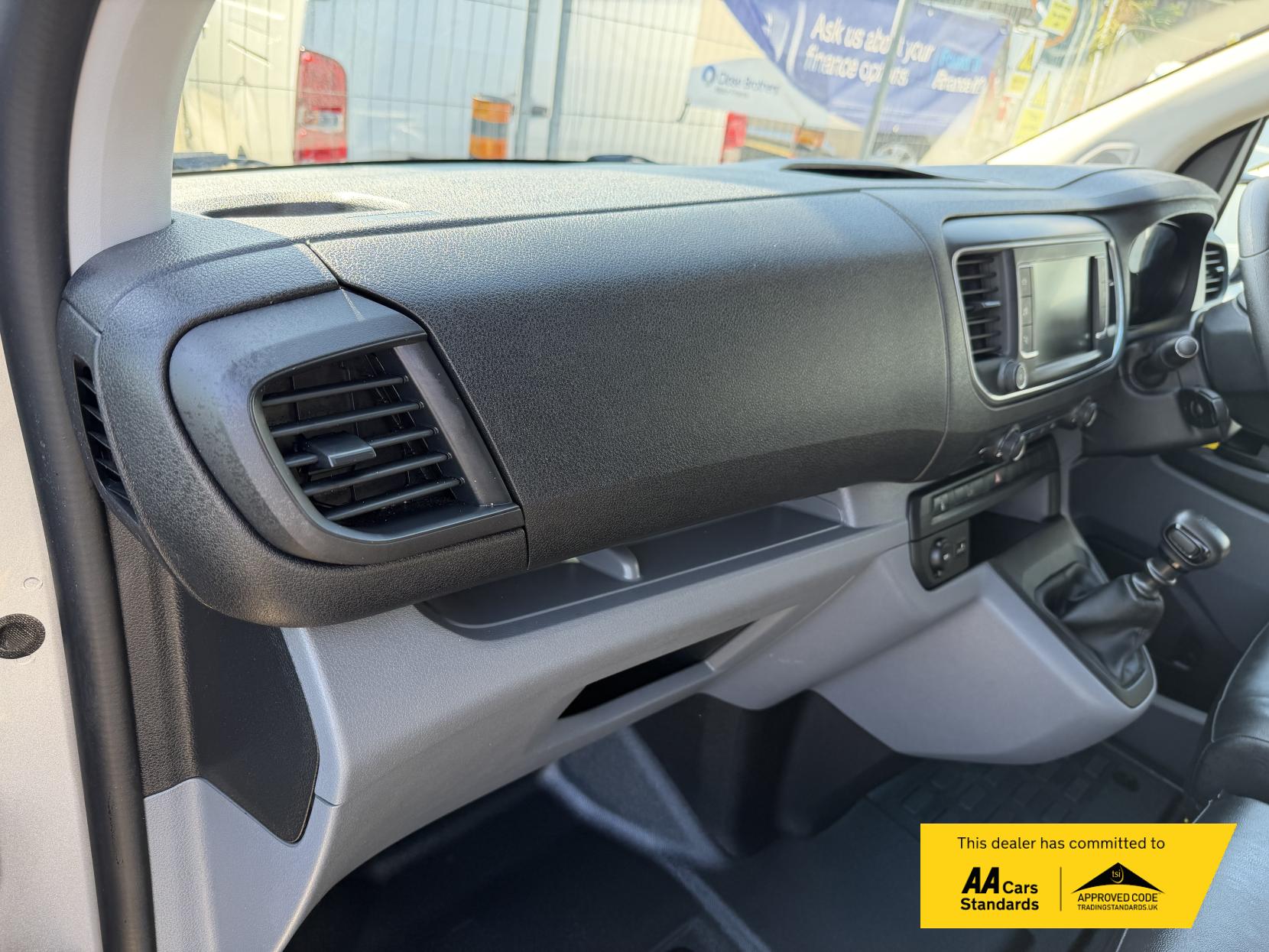 Peugeot Expert 1.5 BlueHDi Compact Combi Van Double Cab 5dr Diesel Manual SWB Euro 6 (s/s) (100 ps)
