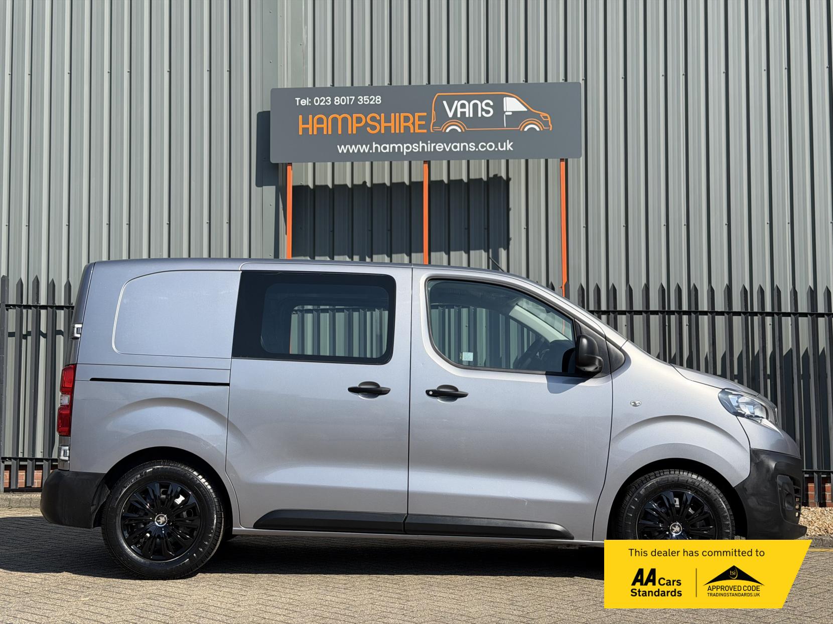 Peugeot Expert 1.5 BlueHDi Compact Combi Van Double Cab 5dr Diesel Manual SWB Euro 6 (s/s) (100 ps)