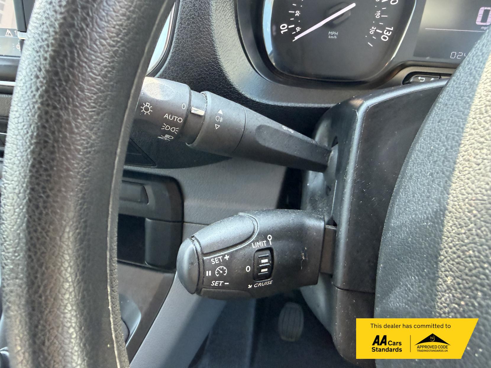 Peugeot Expert 1.5 BlueHDi Compact Combi Van Double Cab 5dr Diesel Manual SWB Euro 6 (s/s) (100 ps)
