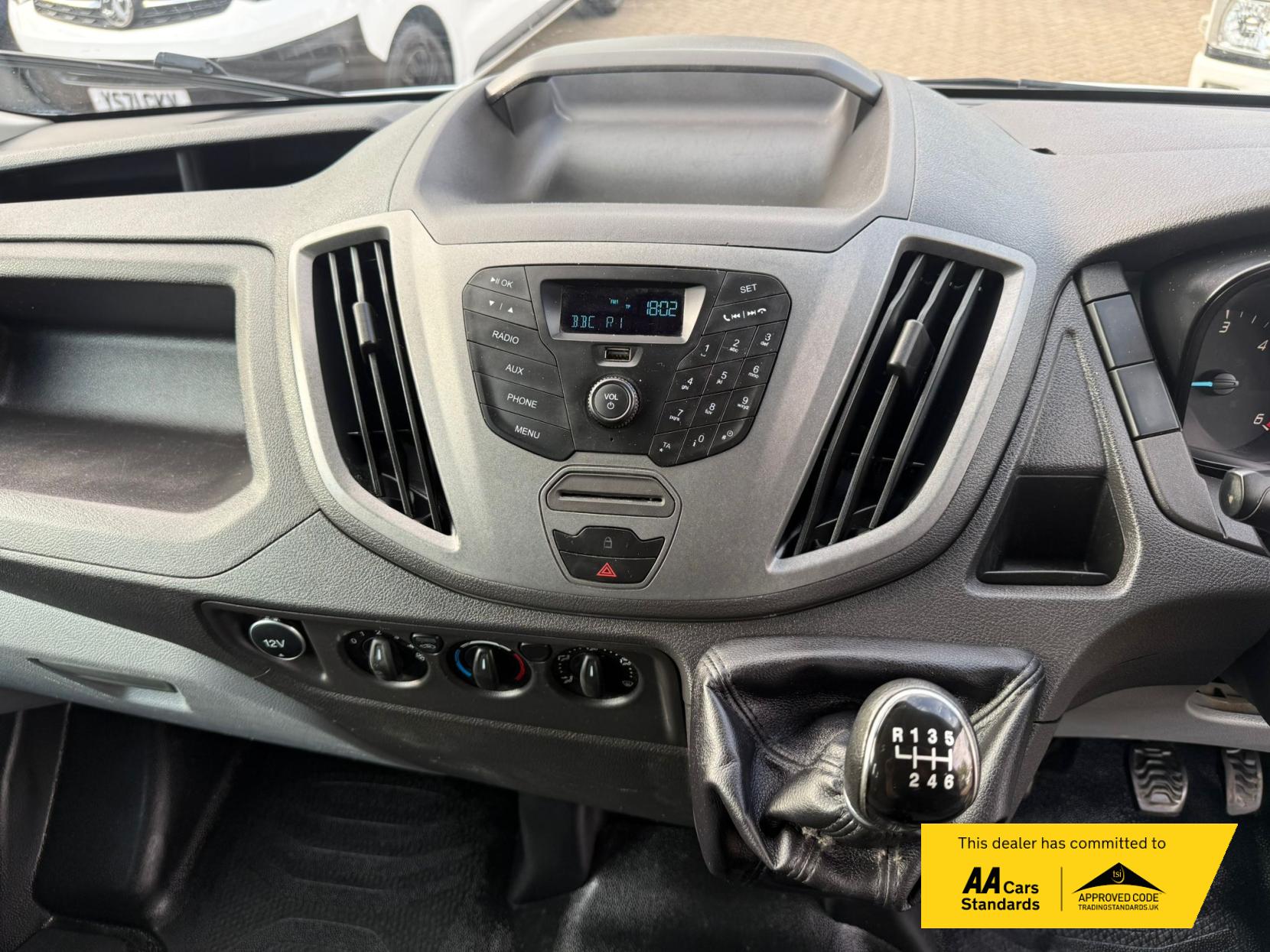 2018 Ford Transit 2.0 350 EcoBlue 1-Way Double Tipper Double Cab 4dr Diesel Manual RWD L3 Euro 6 (1-Way, 1-Stop) (130 ps) - Thumbnail 51