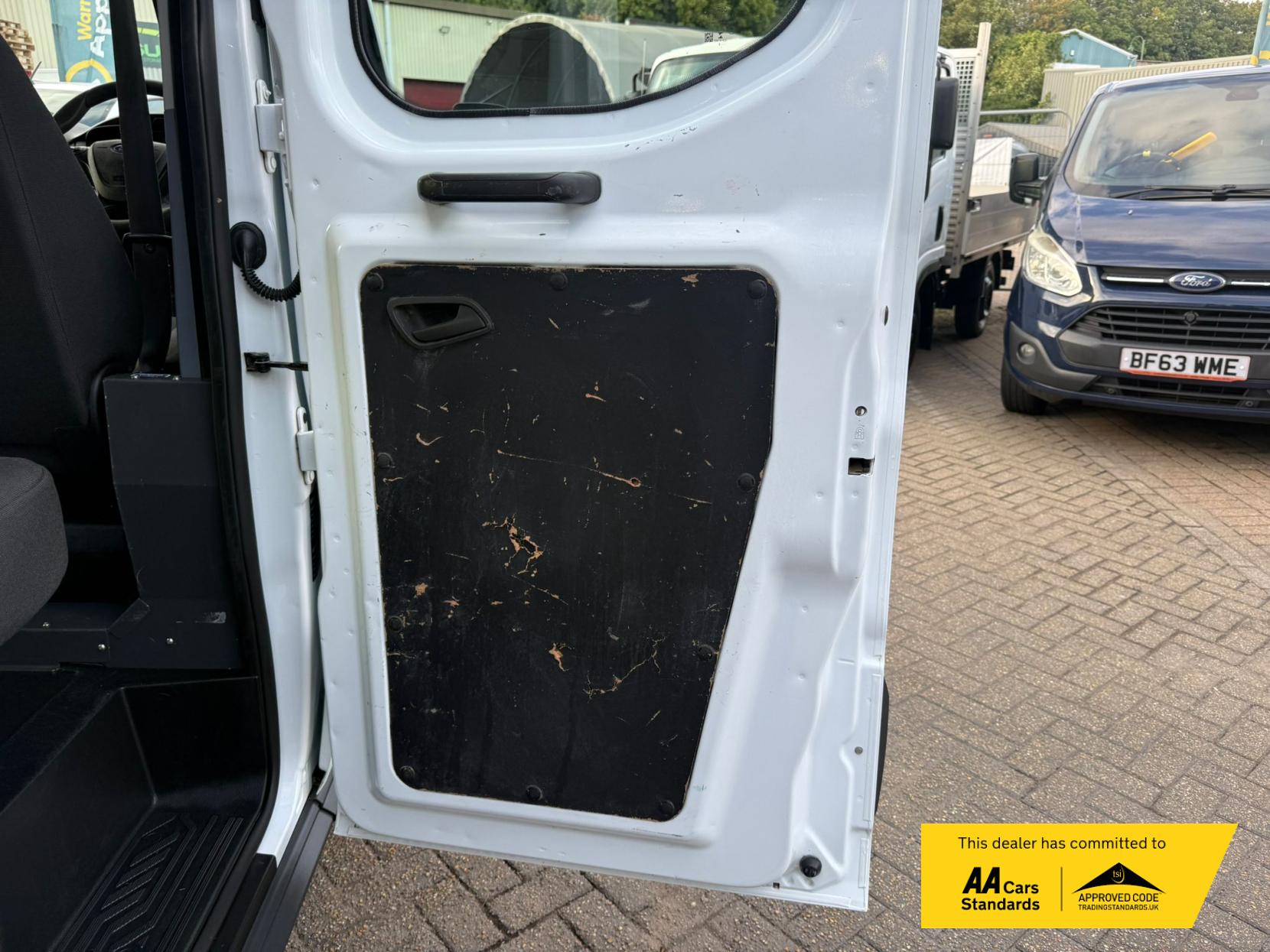 2018 Ford Transit 2.0 350 EcoBlue 1-Way Double Tipper Double Cab 4dr Diesel Manual RWD L3 Euro 6 (1-Way, 1-Stop) (130 ps) - Thumbnail 40