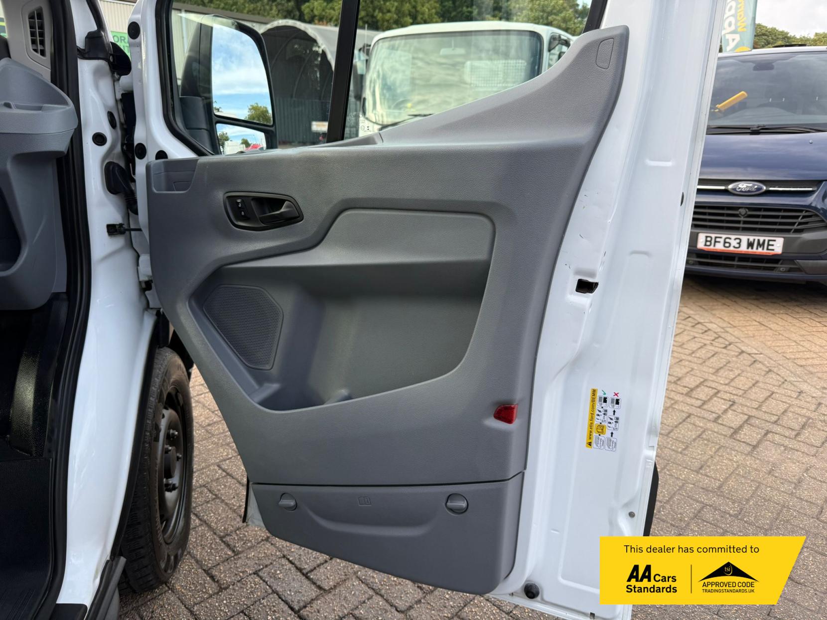 2018 Ford Transit 2.0 350 EcoBlue 1-Way Double Tipper Double Cab 4dr Diesel Manual RWD L3 Euro 6 (1-Way, 1-Stop) (130 ps) - Thumbnail 70