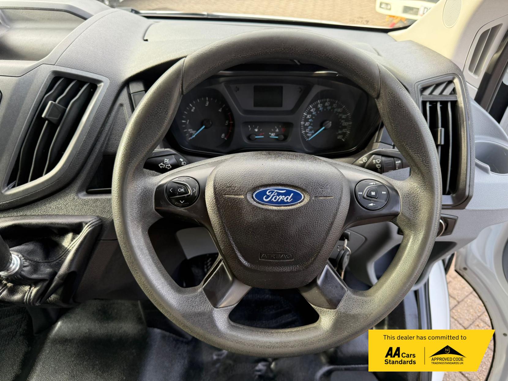 2018 Ford Transit 2.0 350 EcoBlue 1-Way Double Tipper Double Cab 4dr Diesel Manual RWD L3 Euro 6 (1-Way, 1-Stop) (130 ps) - Thumbnail 57