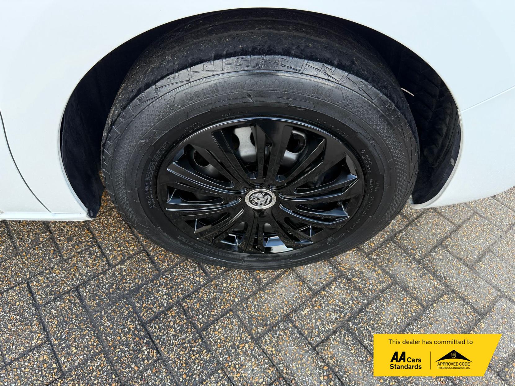 Vauxhall Vivaro 1.5 Turbo D 2900 Sportive Panel Van 5dr Diesel Manual L2 H1 Euro 6 (s/s) (100 ps)