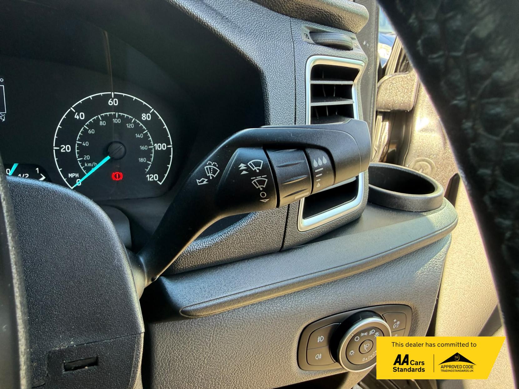 2021 Ford Transit Custom 2.0 300 EcoBlue Limited Panel Van 5dr Diesel Manual L2 H1 Euro 6 (s/s) (130 ps) - Thumbnail 25