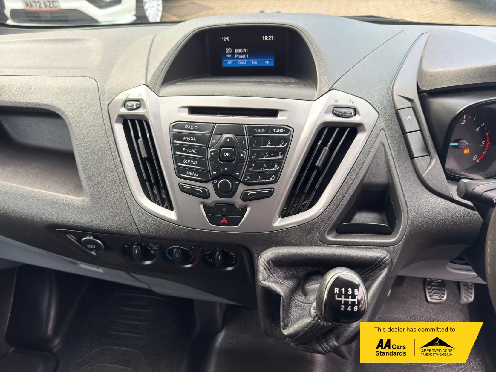 2018 Ford Transit Custom 2.0 TDCi 270 Trend Panel Van 5dr Diesel Manual L1 H1 (157 g/km, 128 bhp) - Thumbnail 25