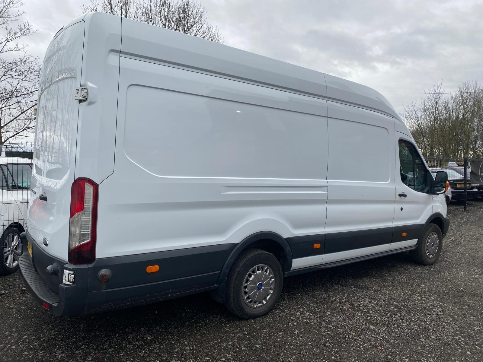 Ford Transit 2.0 350 EcoBlue Panel Van 5dr Diesel Manual RWD L4 H3 Euro 6 (130 ps)