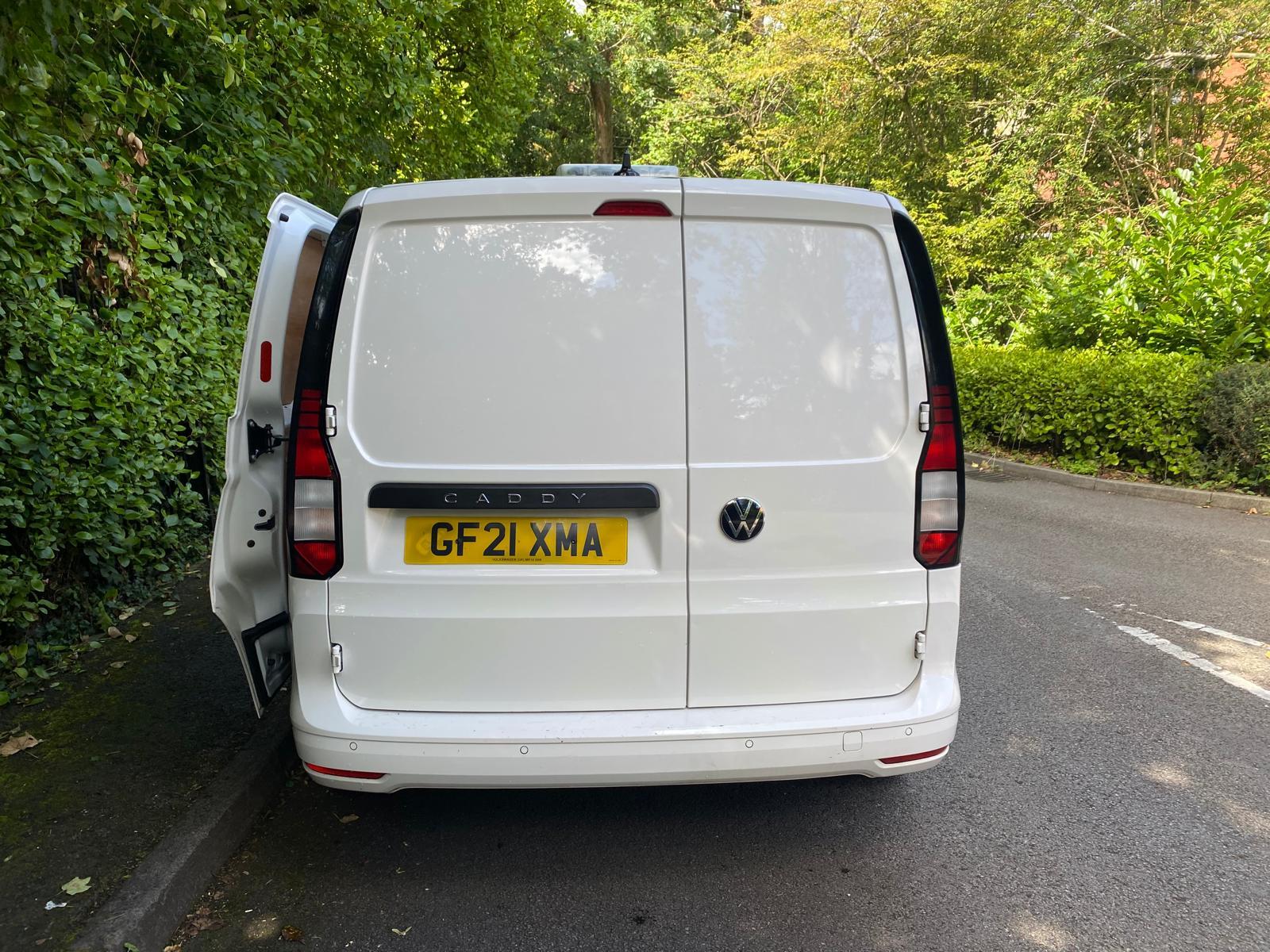 Volkswagen Caddy 2.0 TDI C20 Commerce Plus Panel Van 5dr Diesel Manual SWB Euro 6 (s/s) (102 ps)