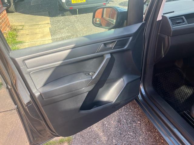 Volkswagen Caddy 2.0 TDI C20 Highline Panel Van 5dr Diesel Manual SWB Euro 6 (s/s) (102 ps)