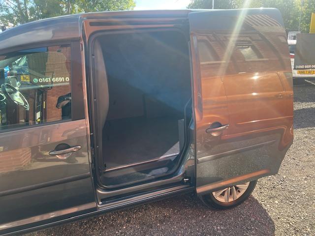 Volkswagen Caddy 2.0 TDI C20 Highline Panel Van 5dr Diesel Manual SWB Euro 6 (s/s) (102 ps)