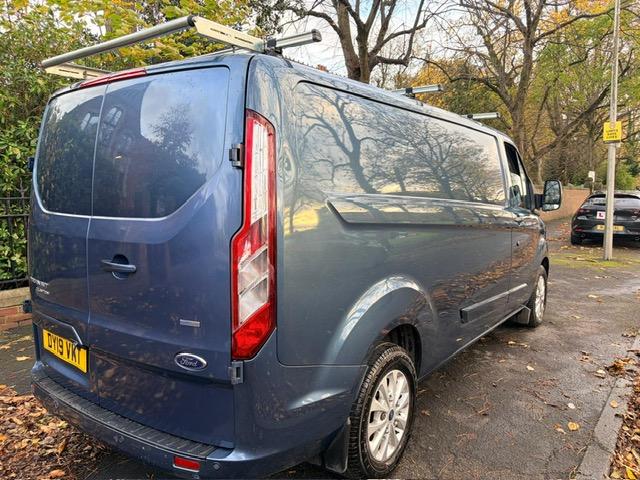 Ford Transit Custom 2.0 Limited Panel Van (2017 - 2022)
