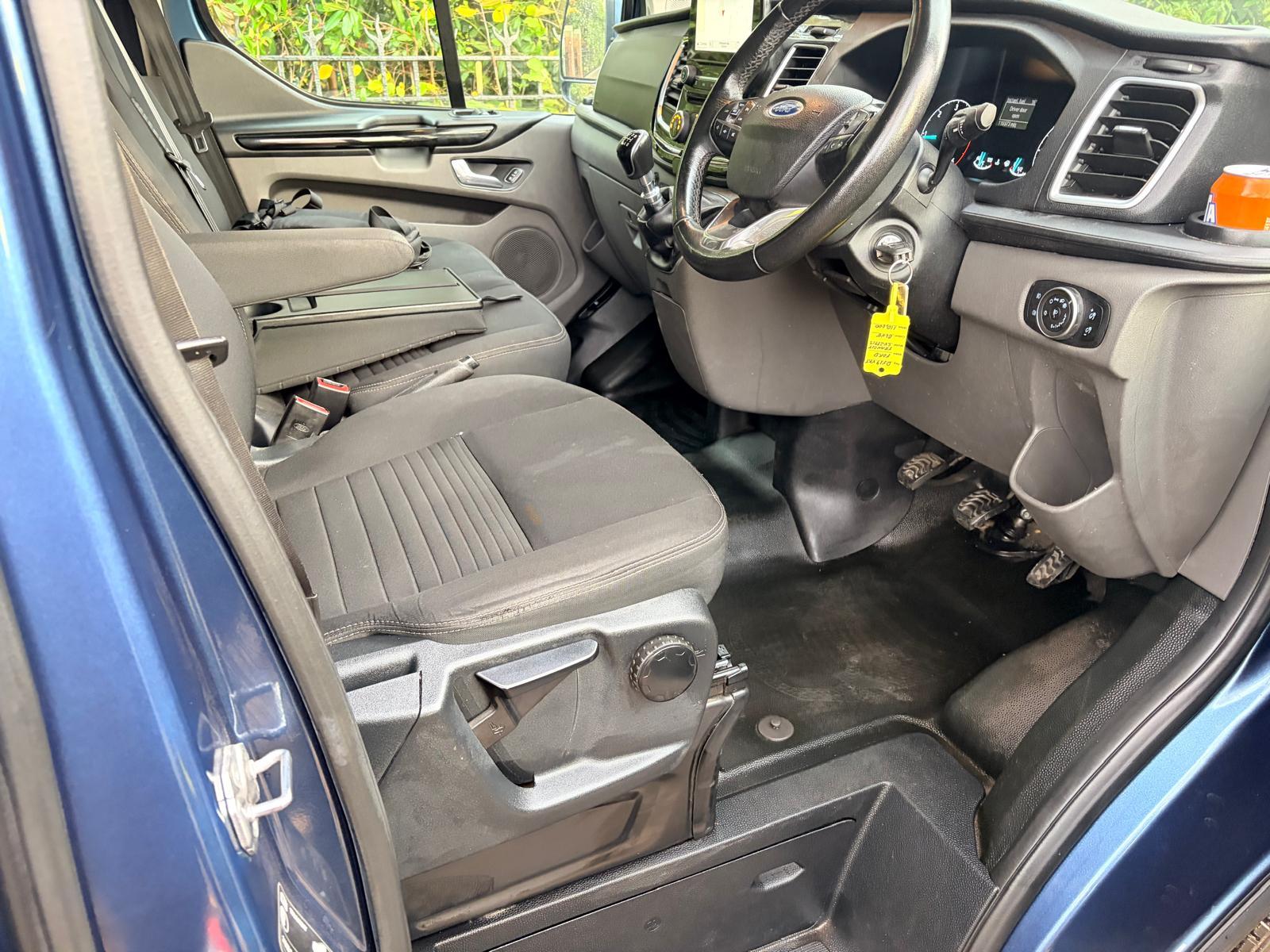 Ford Transit Custom 2.0 Limited Panel Van (2017 - 2022)