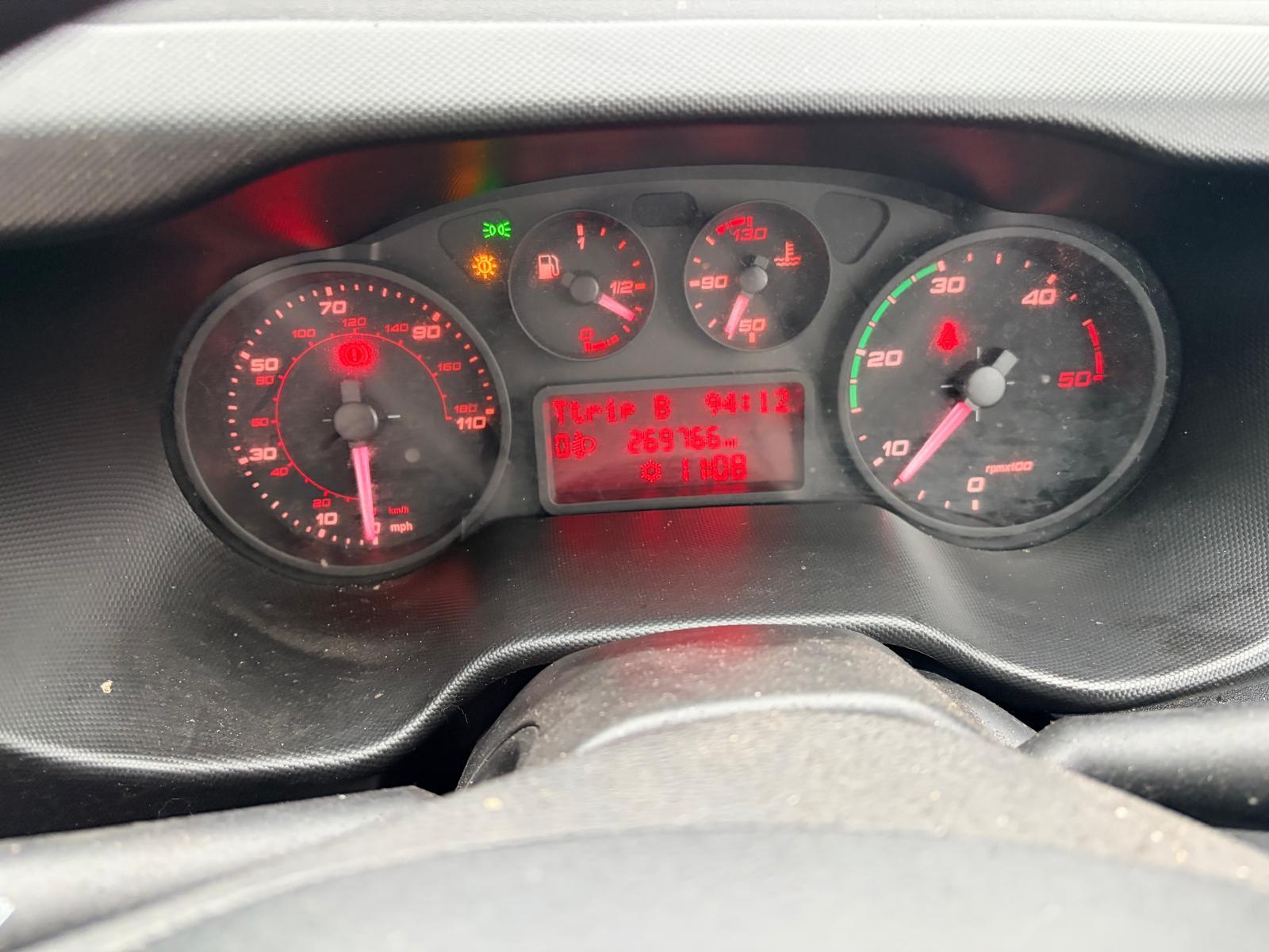 Iveco Daily 3.0 TD 17V 40C 3750 Chassis Cab 2dr Diesel Manual RWD L3 (170 bhp)