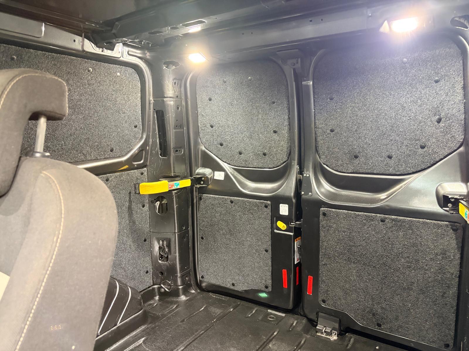 Ford Transit Custom 2.0 280 EcoBlue Limited Panel Van 5dr Diesel Auto L1 H1 Euro 6 (s/s) (130 ps)