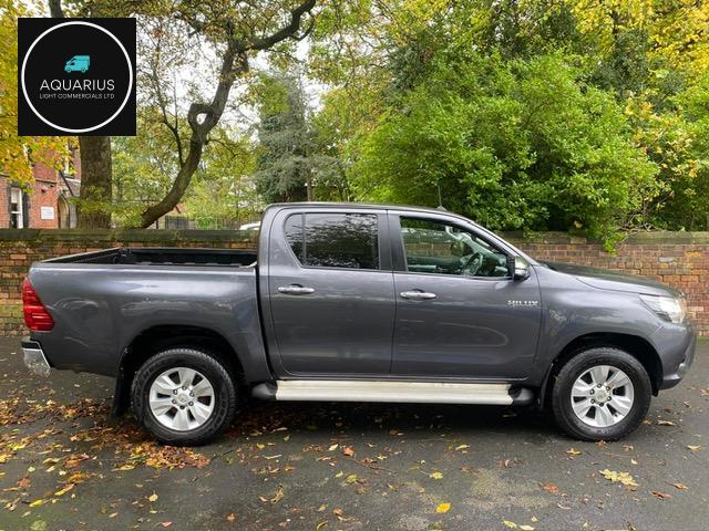 Toyota Hilux 2.4 D-4D Icon Pickup Double Cab 4dr Diesel Manual 4WD Euro 6 (3.5t) (150 ps)