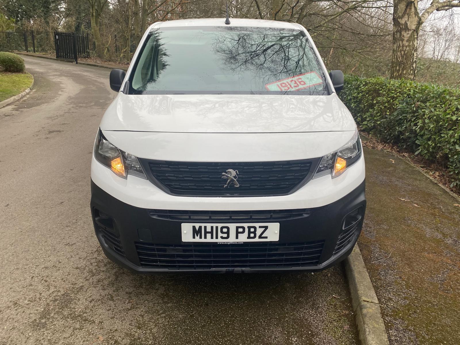 Peugeot Partner 1.6 BlueHDi 1000 Professional Standard Panel Van 5dr Diesel Manual SWB Euro 6 (s/s) (100 bhp)