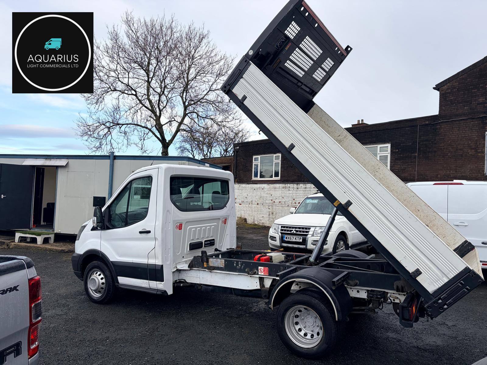 Ford Transit 2.0 350 EcoBlue Tipper 2dr Diesel Manual RWD L2 H1 Euro 6 (DRW) (130 ps)