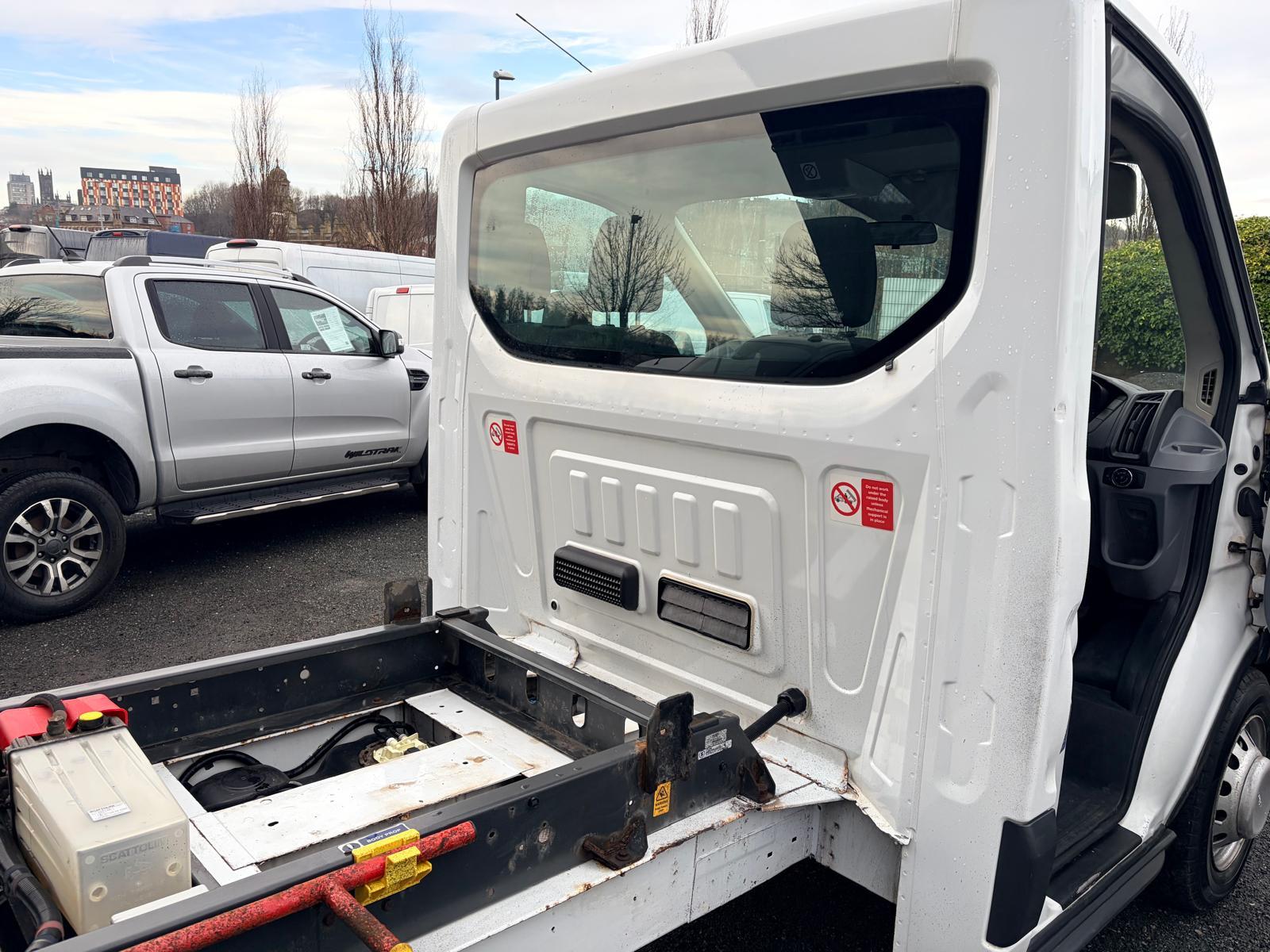 Ford Transit 2.0 350 EcoBlue Tipper 2dr Diesel Manual RWD L2 H1 Euro 6 (DRW) (130 ps)