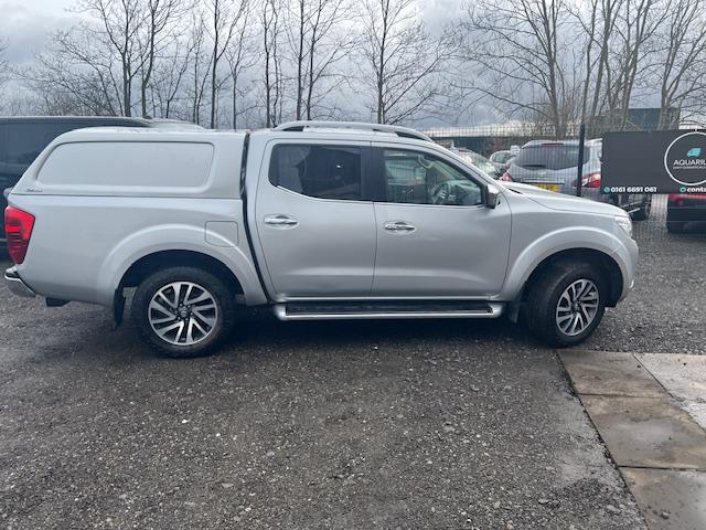 Nissan Navara 2.3 dCi Tekna Pickup Double Cab 4dr Diesel Manual 4WD Euro 6 (s/s) (190 ps)