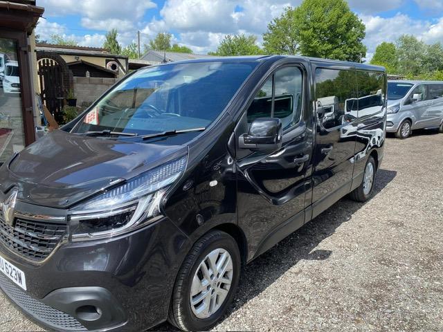 Renault Trafic 2.0 dCi ENERGY 30 Sport Nav Minibus Double Cab 5dr Diesel EDC LWB Euro 6 (s/s) (9 Seat) (170 ps)