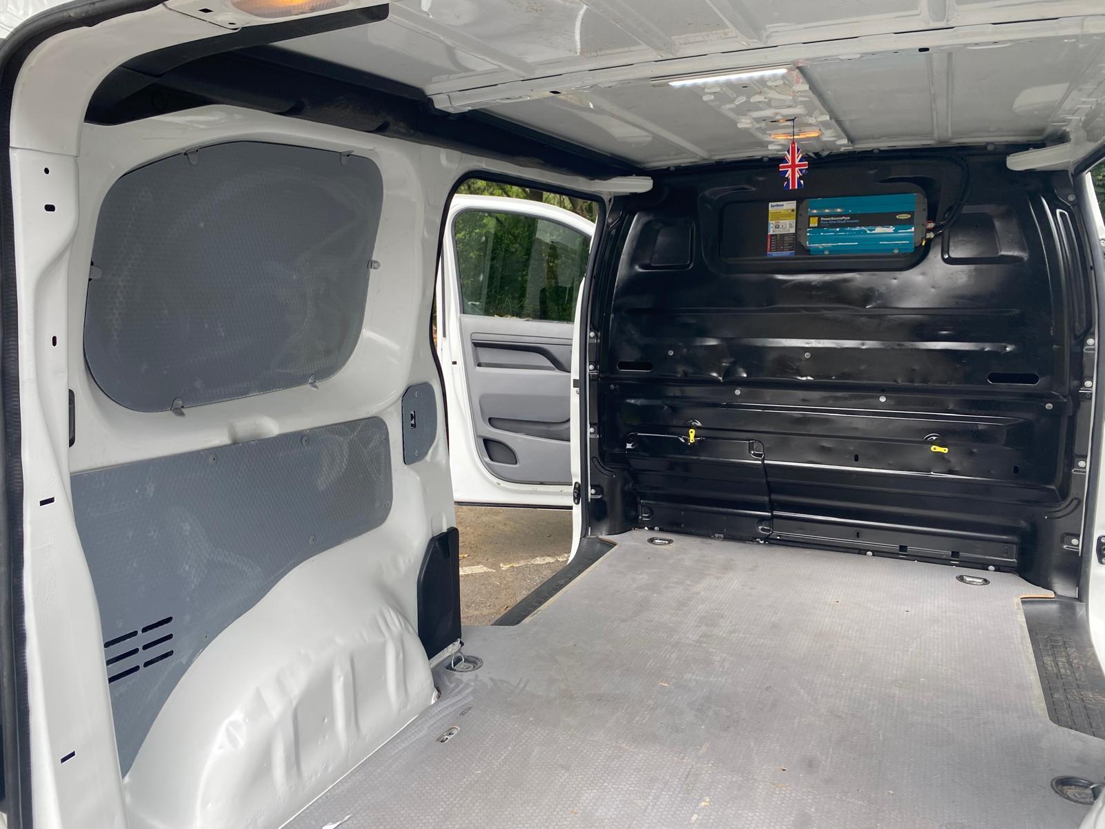 Vauxhall Vivaro 2.0 Turbo D 3100 Sportive Panel Van 5dr Diesel Manual L1 H1 Euro 6 (s/s) (120 ps)