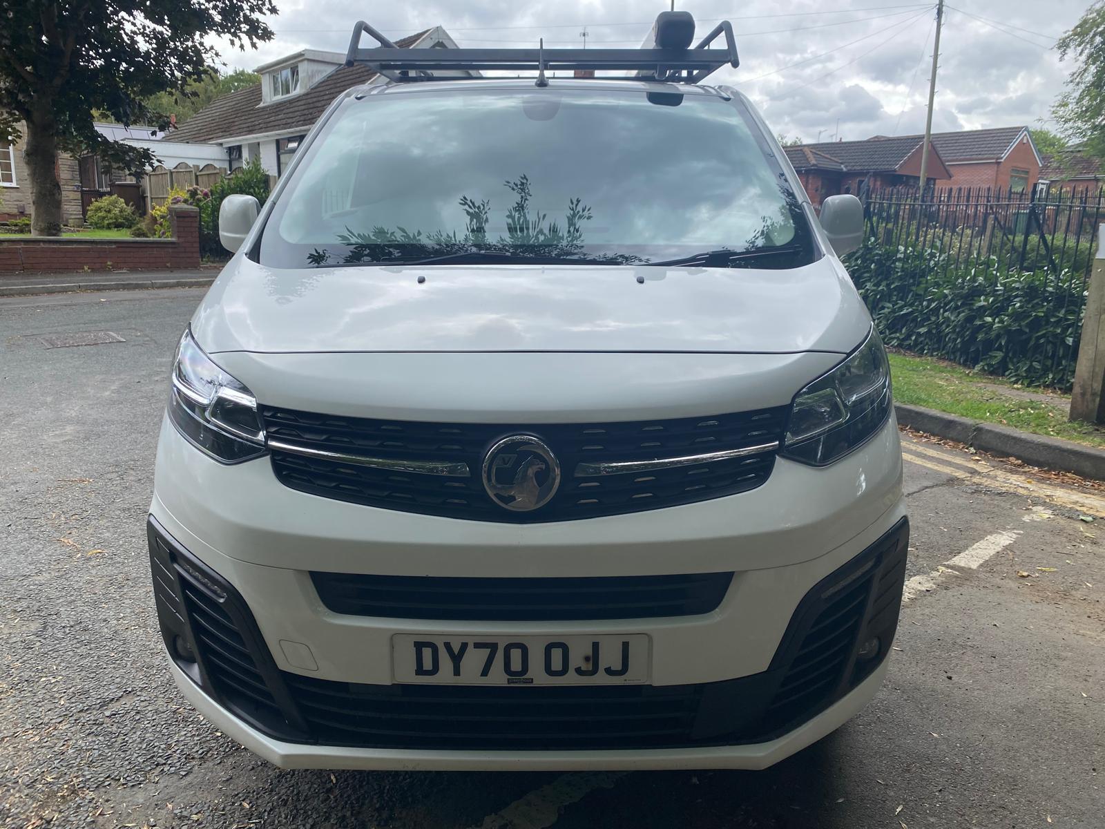 Vauxhall Vivaro 2.0 Turbo D 3100 Sportive Panel Van 5dr Diesel Manual L1 H1 Euro 6 (s/s) (120 ps)