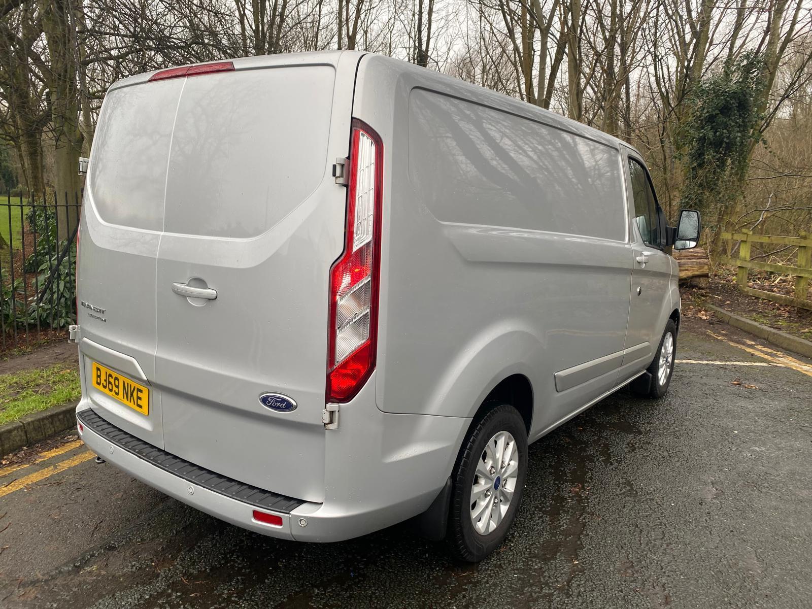 Ford Transit Custom 2.0 280 EcoBlue Limited Panel Van 5dr Diesel Manual L1 H1 Euro 6 (s/s) (130 ps)