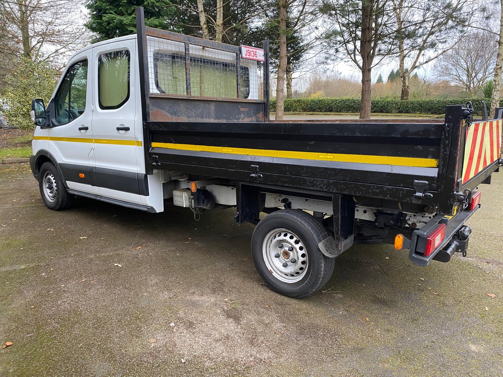 Ford Transit 2.0 350 EcoBlue Chassis Double Cab 4dr Diesel Manual RWD L3 H1 Euro 6 (DRW) (130 ps)