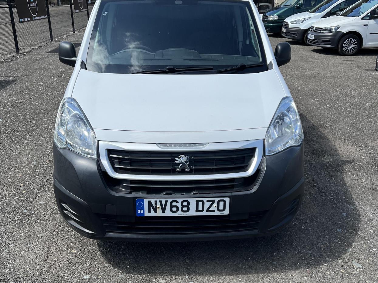 Peugeot Partner 1.6 BlueHDi 744 S Combi Van 6dr Diesel Manual L2 (113 g/km, 97.64 bhp)