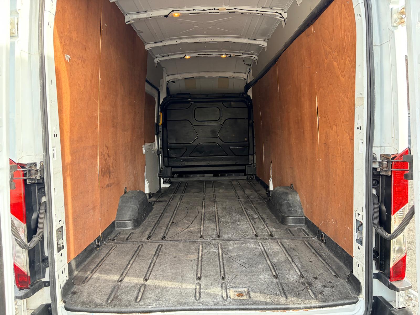 Ford Transit 2.0 350 EcoBlue Trend 6dr Diesel Manual RWD L4 H3 Euro 6 (s/s) (130 ps)