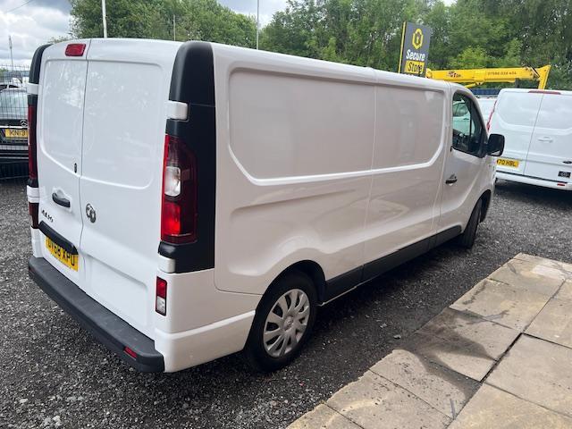 Vauxhall Vivaro 1.6 CDTi 2900 Sportive Panel Van 5dr Diesel Manual L2 H1 Euro 6 (120 ps)