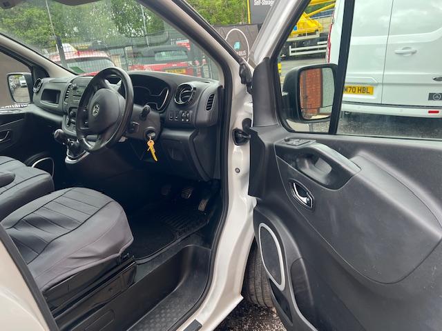 Vauxhall Vivaro 1.6 CDTi 2900 Sportive Panel Van 5dr Diesel Manual L2 H1 Euro 6 (120 ps)