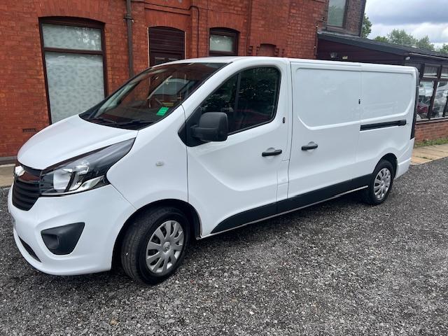 Vauxhall Vivaro 1.6 CDTi 2900 Sportive Panel Van 5dr Diesel Manual L2 H1 Euro 6 (120 ps)