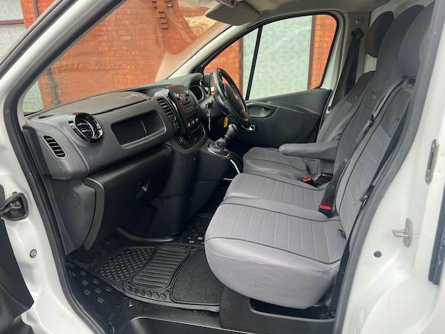 Vauxhall Vivaro 1.6 CDTi 2900 Sportive Panel Van 5dr Diesel Manual L2 H1 Euro 6 (120 ps)