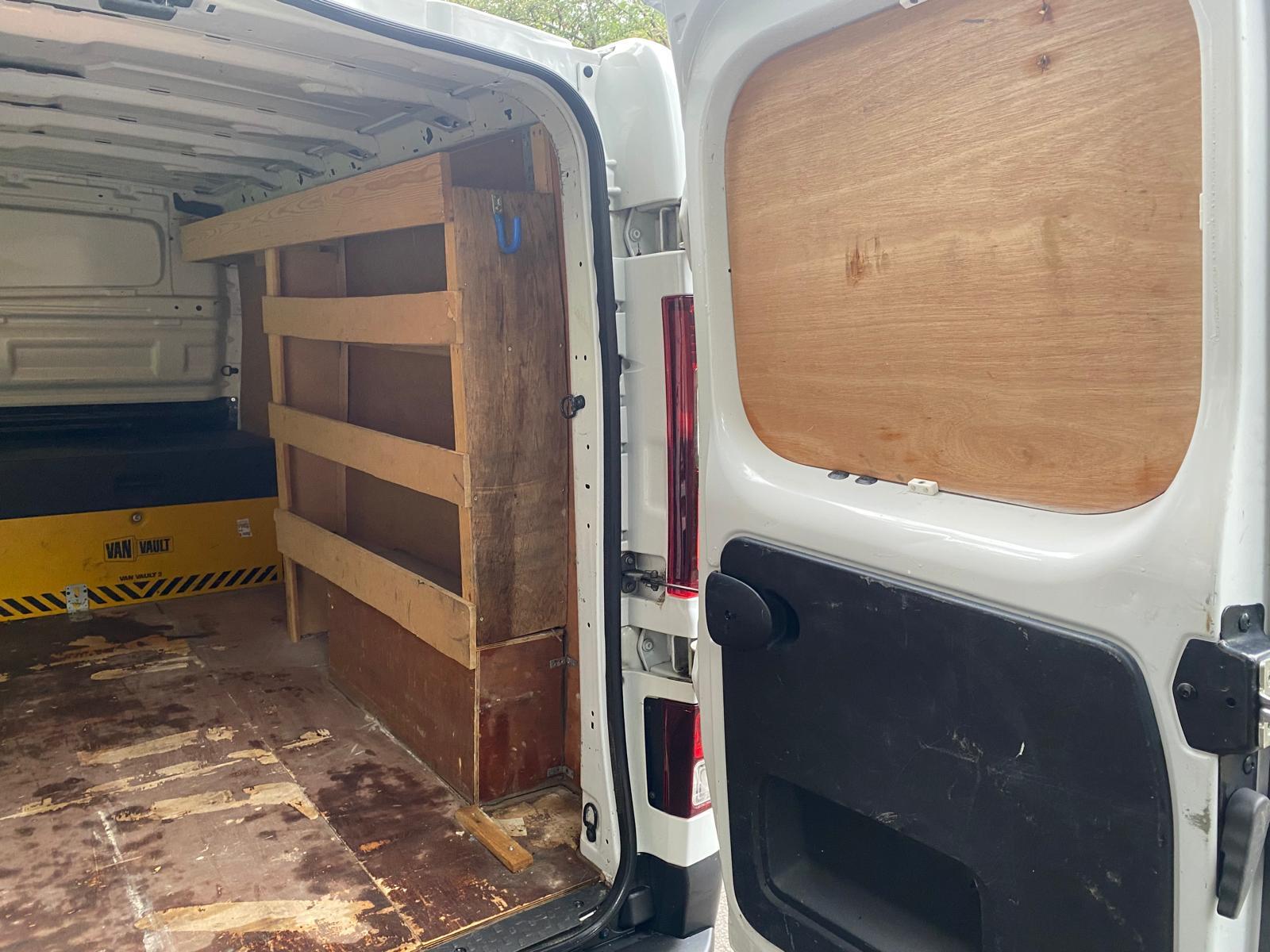 Nissan NV300 2.0 dCi 30 Acenta Panel Van 4dr Diesel Manual L2 H1 Euro 6 (120 ps)