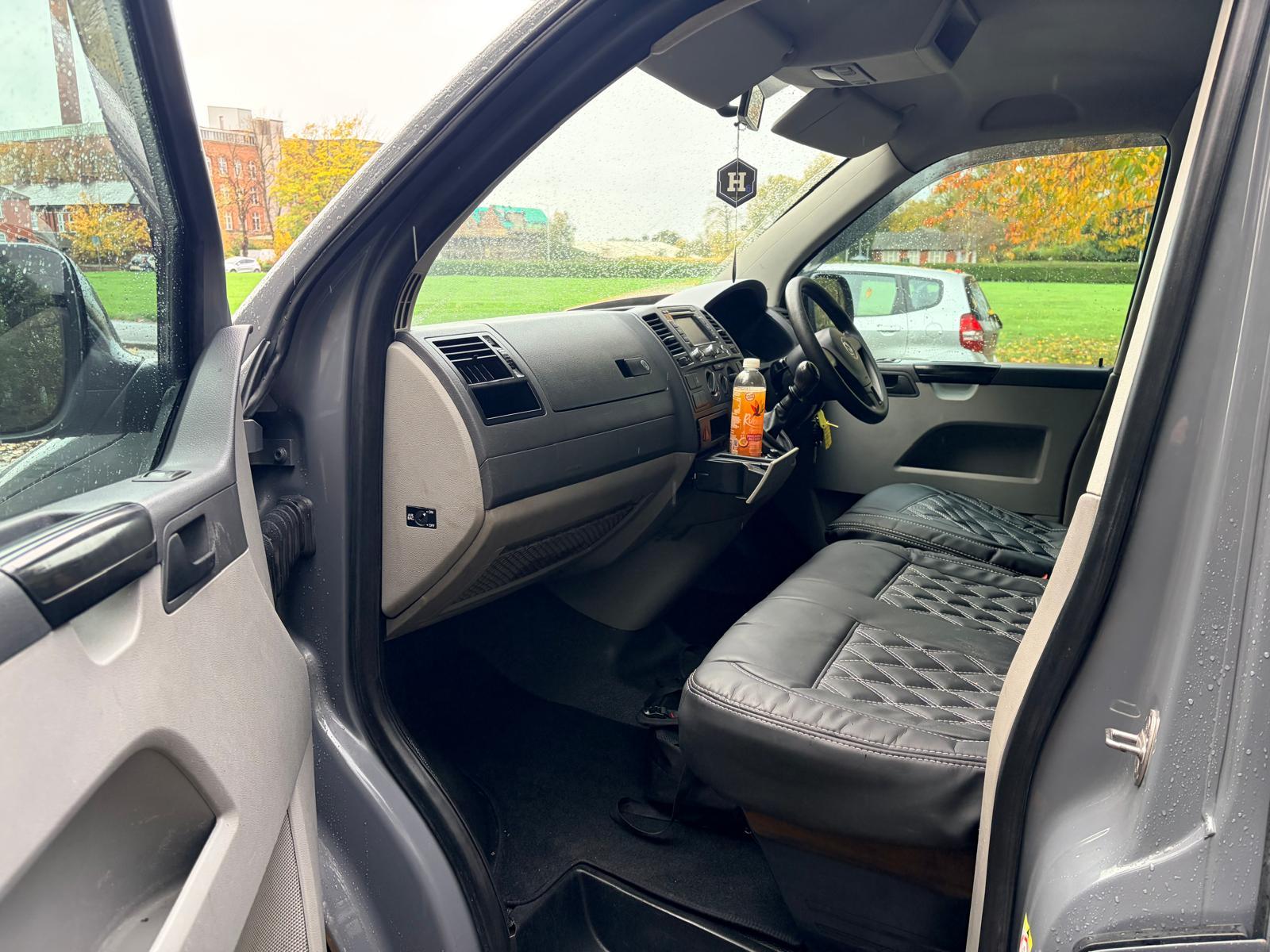 Volkswagen Transporter 2.0 TDI T32 Startline Kombi 4dr Diesel Manual L1 H1 (198 g/km, 138.08 bhp)