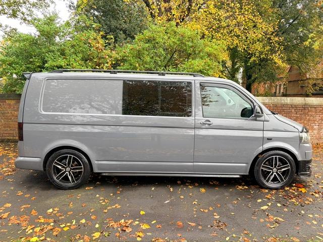 Volkswagen Transporter 2.0 TDI T32 Startline Kombi 4dr Diesel Manual L1 H1 (198 g/km, 138.08 bhp)