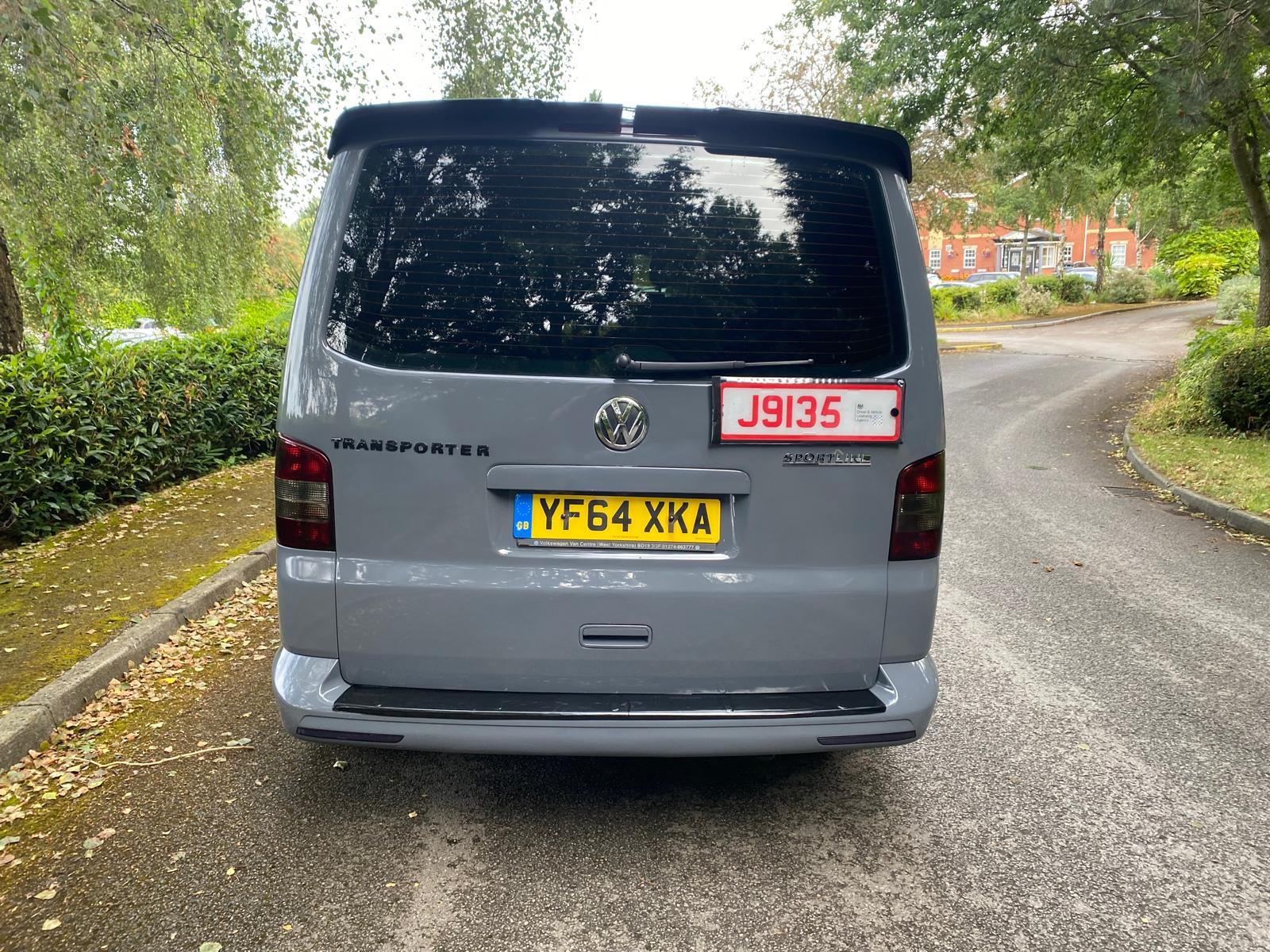 Volkswagen Transporter 2.0 TDI T32 Startline Kombi 4dr Diesel Manual L1 H1 (198 g/km, 138.08 bhp)