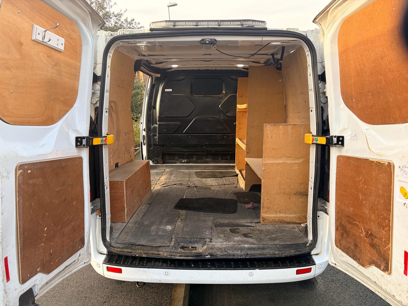 Ford Transit Custom 2.0 280 EcoBlue Limited Panel Van 5dr Diesel Manual L1 H1 Euro 6 (s/s) (130 ps)