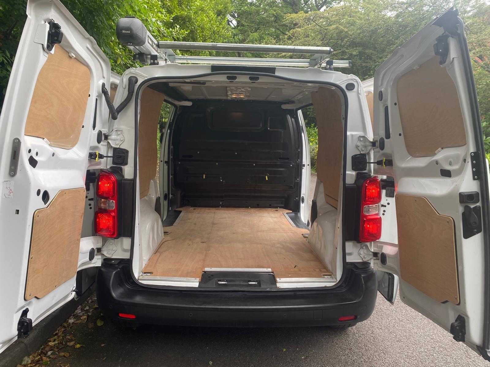 Citroen Dispatch 2.0 BlueHDi 1400 Enterprise M Panel Van 6dr Diesel Manual FWD 2 Euro 6 (s/s) (120 ps)