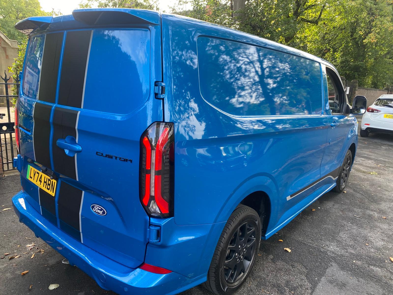 Ford E-Transit Custom 320 65kWh Sport Panel Van 5dr Electric Auto L1 H1 (218 ps)