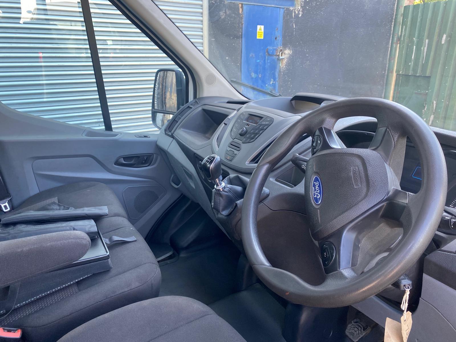 Ford Transit 2.0 350 EcoBlue Chassis Cab 2dr Diesel Manual RWD L3 H1 Euro 6 (s/s) (130 ps)