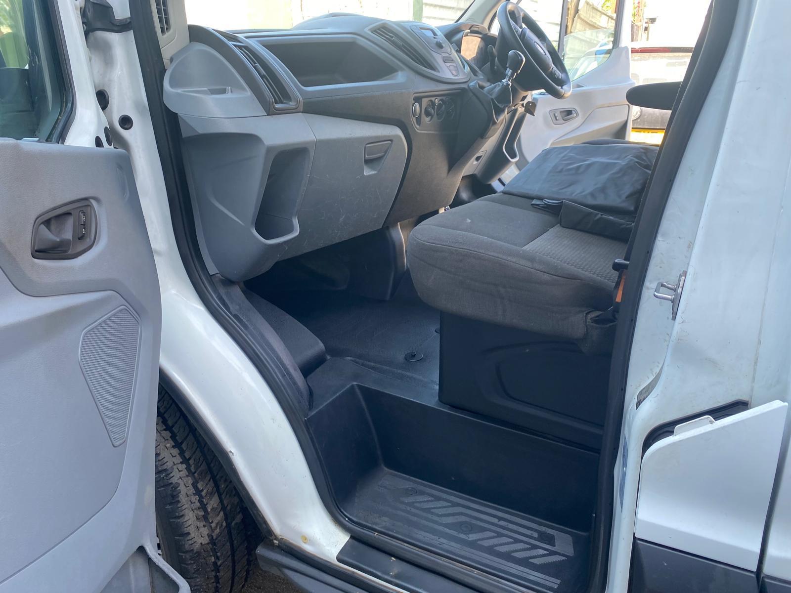 Ford Transit 2.0 350 EcoBlue Chassis Cab 2dr Diesel Manual RWD L3 H1 Euro 6 (s/s) (130 ps)