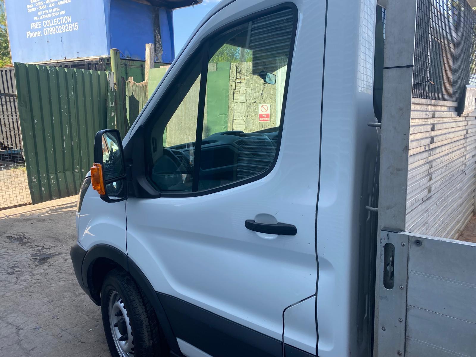Ford Transit 2.0 350 EcoBlue Chassis Cab 2dr Diesel Manual RWD L3 H1 Euro 6 (s/s) (130 ps)