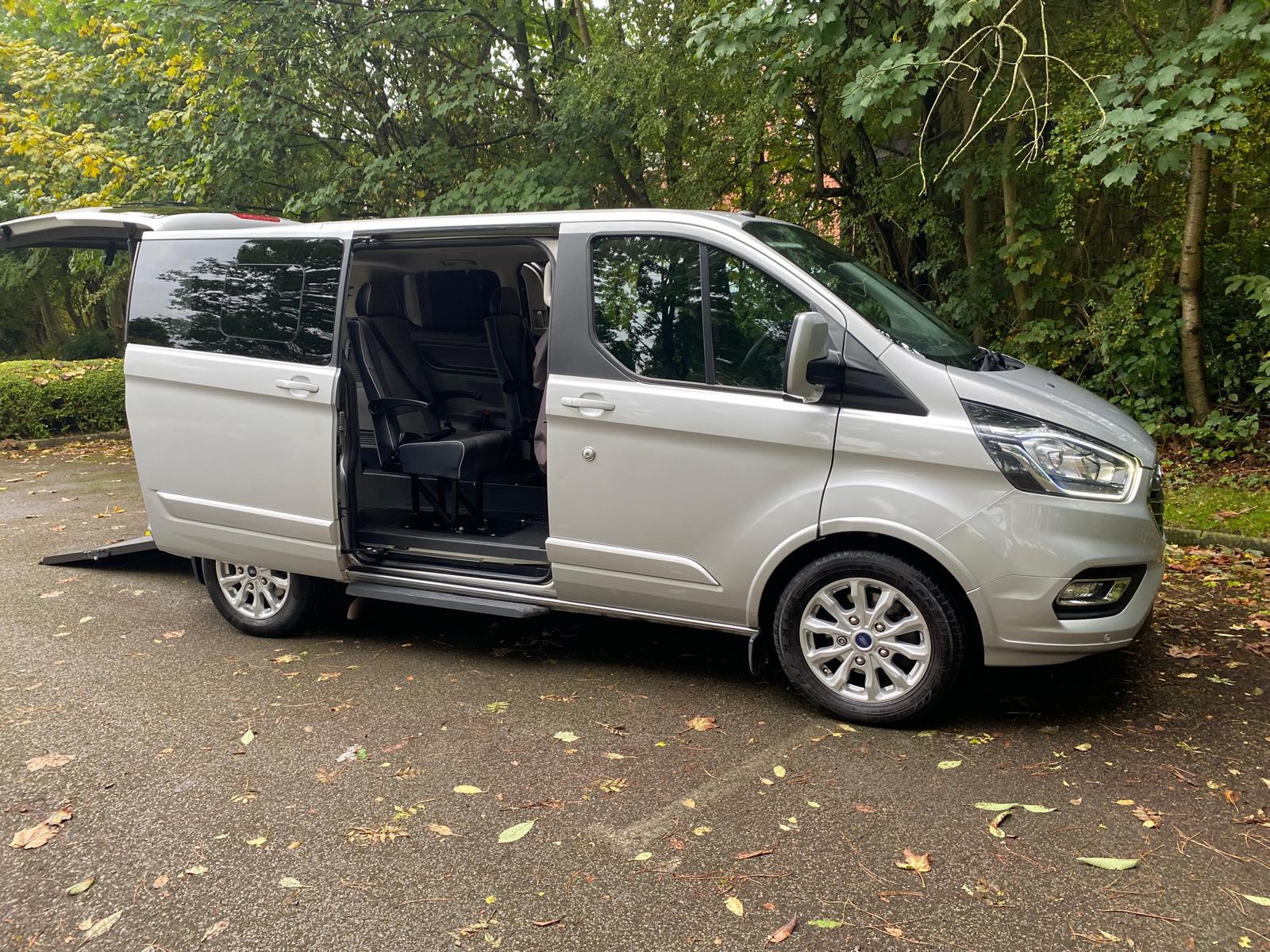 Ford Tourneo Custom 2.0 310 EcoBlue Titanium Minibus Double Cab Wheelchair Access 5dr Diesel Manual L1 Euro 6 (s/s) (130 ps)