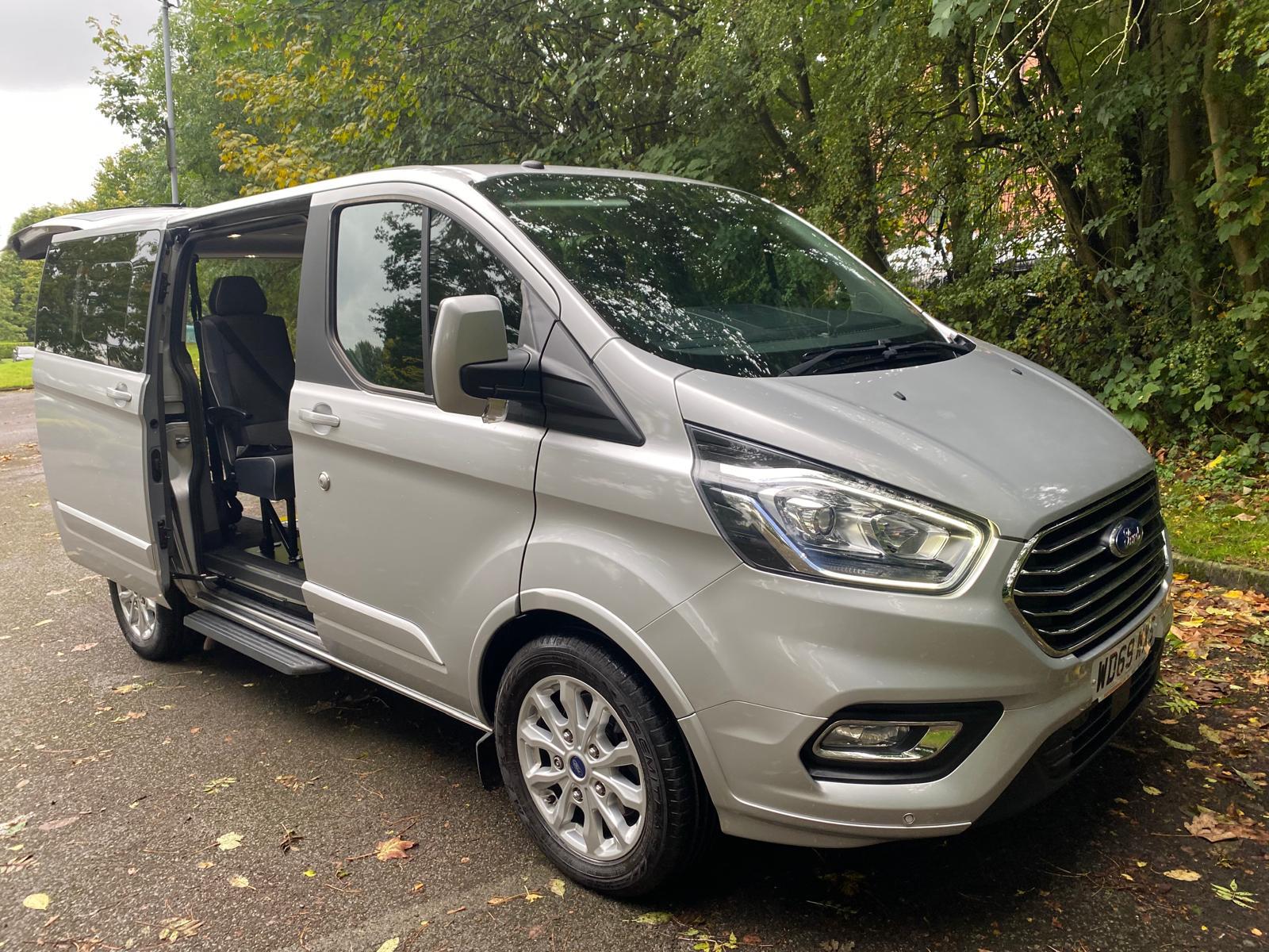 Ford Tourneo Custom 2.0 310 EcoBlue Titanium Minibus Double Cab Wheelchair Access 5dr Diesel Manual L1 Euro 6 (s/s) (130 ps)