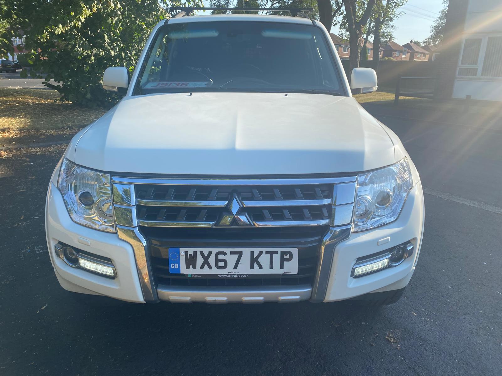 Mitsubishi Shogun 3.2 DI-DC SG2 SUV 5dr Diesel Auto 4WD LWB Euro 6 (187 ps)