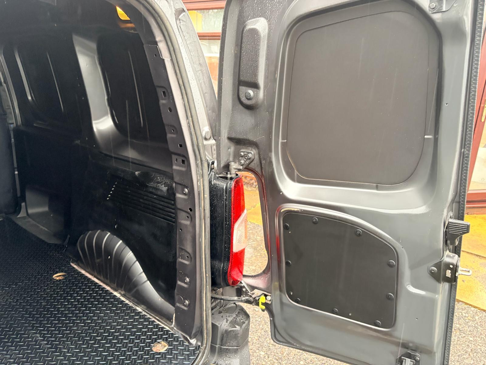 Citroen Berlingo 1.5 BlueHDi 1000 Enterprise M Pro Panel Van 5dr Diesel Manual SWB Euro 6 (s/s) (100 ps)