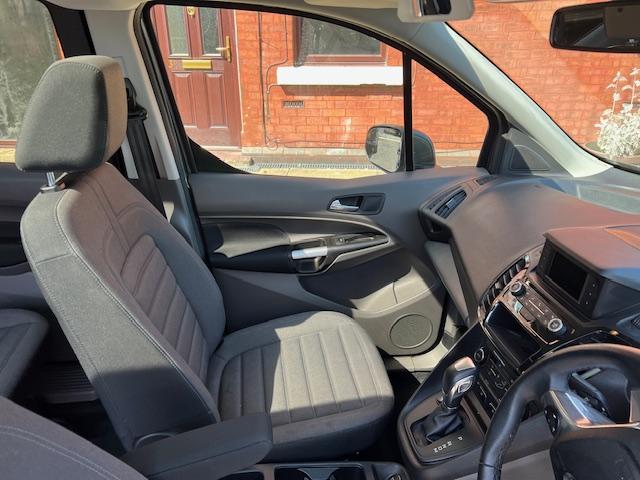 Ford Grand Tourneo Connect 1.5 EcoBlue Titanium MPV 5dr Diesel Auto Euro 6 (s/s) (120 ps)